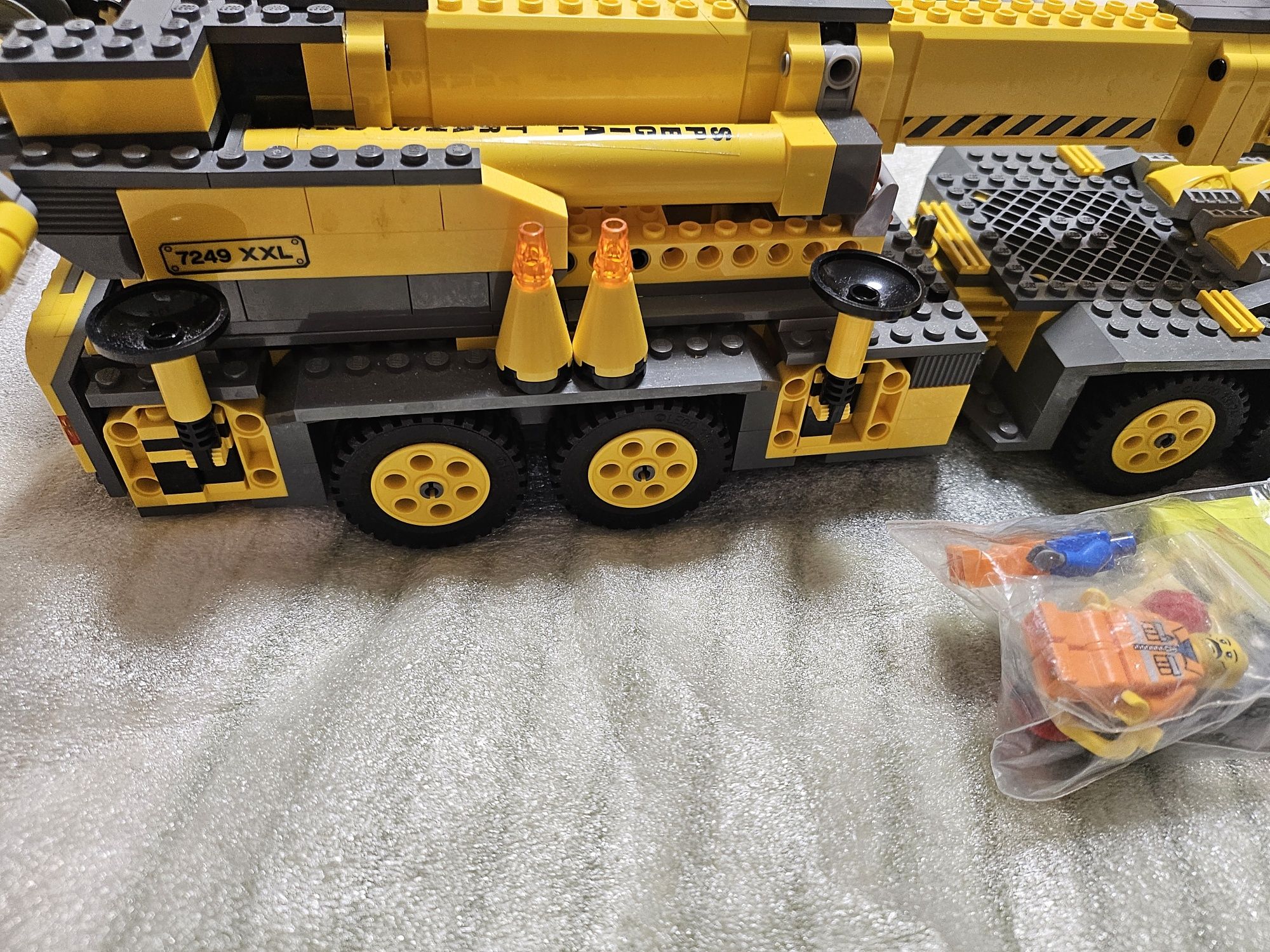 Lego оригінальні конструктори  лего