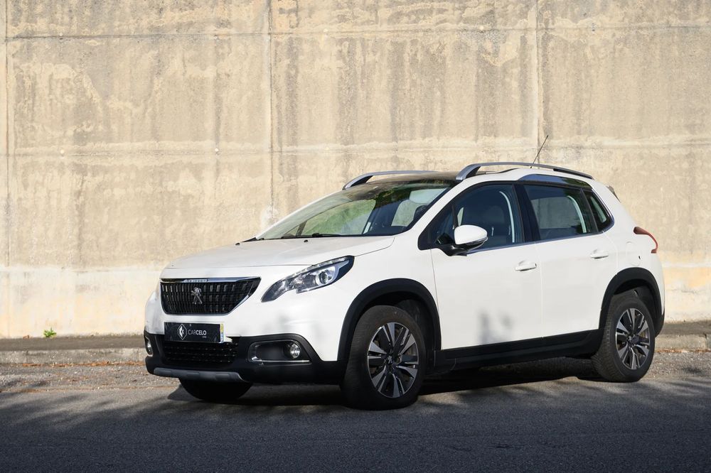 Peugeot 2008 1.2 PureTech Allure EAT6