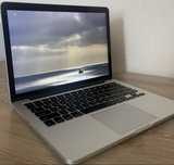 Ноутбук Apple MacBook Pro 13