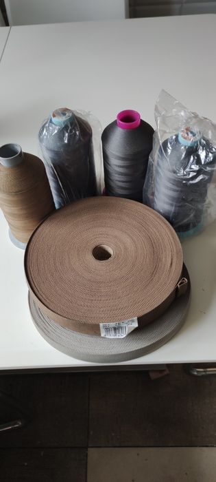 Zestaw nici oraz taśmy