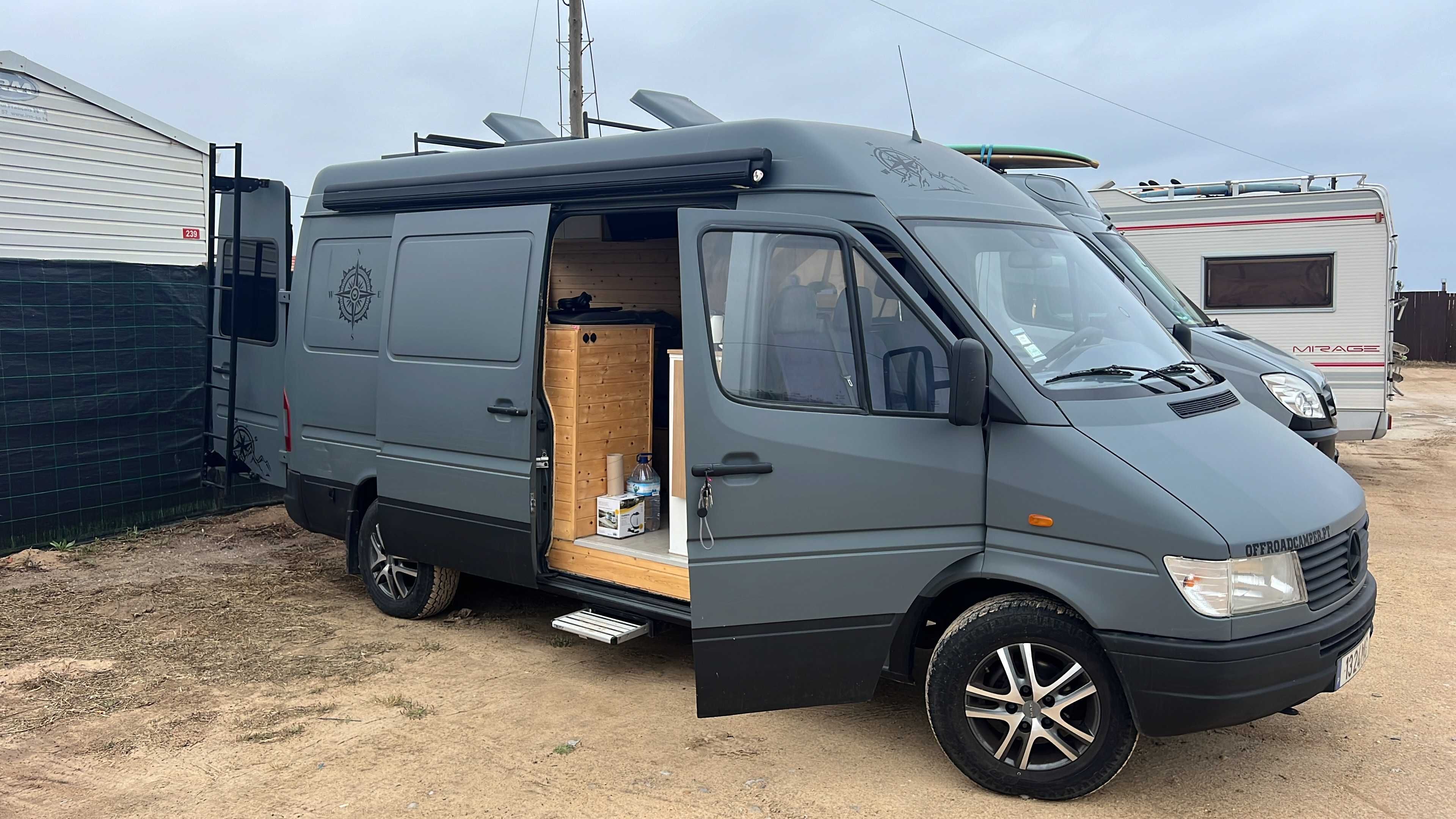 Mercedez Benz Sprinter Camper