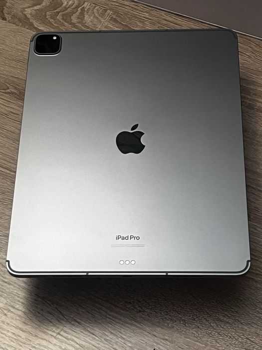 Ipad Pro 12.9 M2 128gb WiFi + LTE (100% акб / 23 циклів)