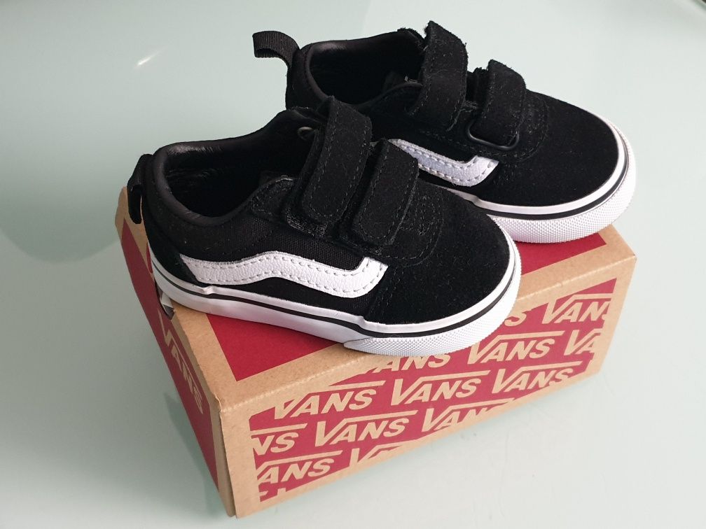 Sapatilhas Vans Ward V Classic Canvas Tamanho 19