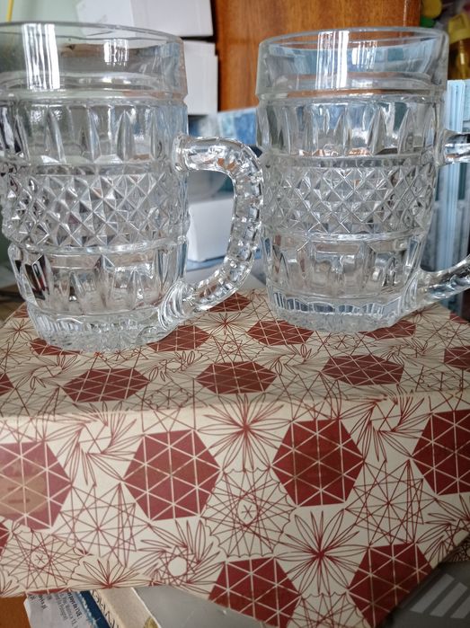 закаточні ключі, посуд, м'ясорубки