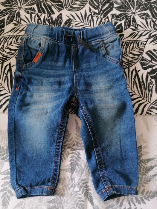 Spodnie jeans 74 3 pary