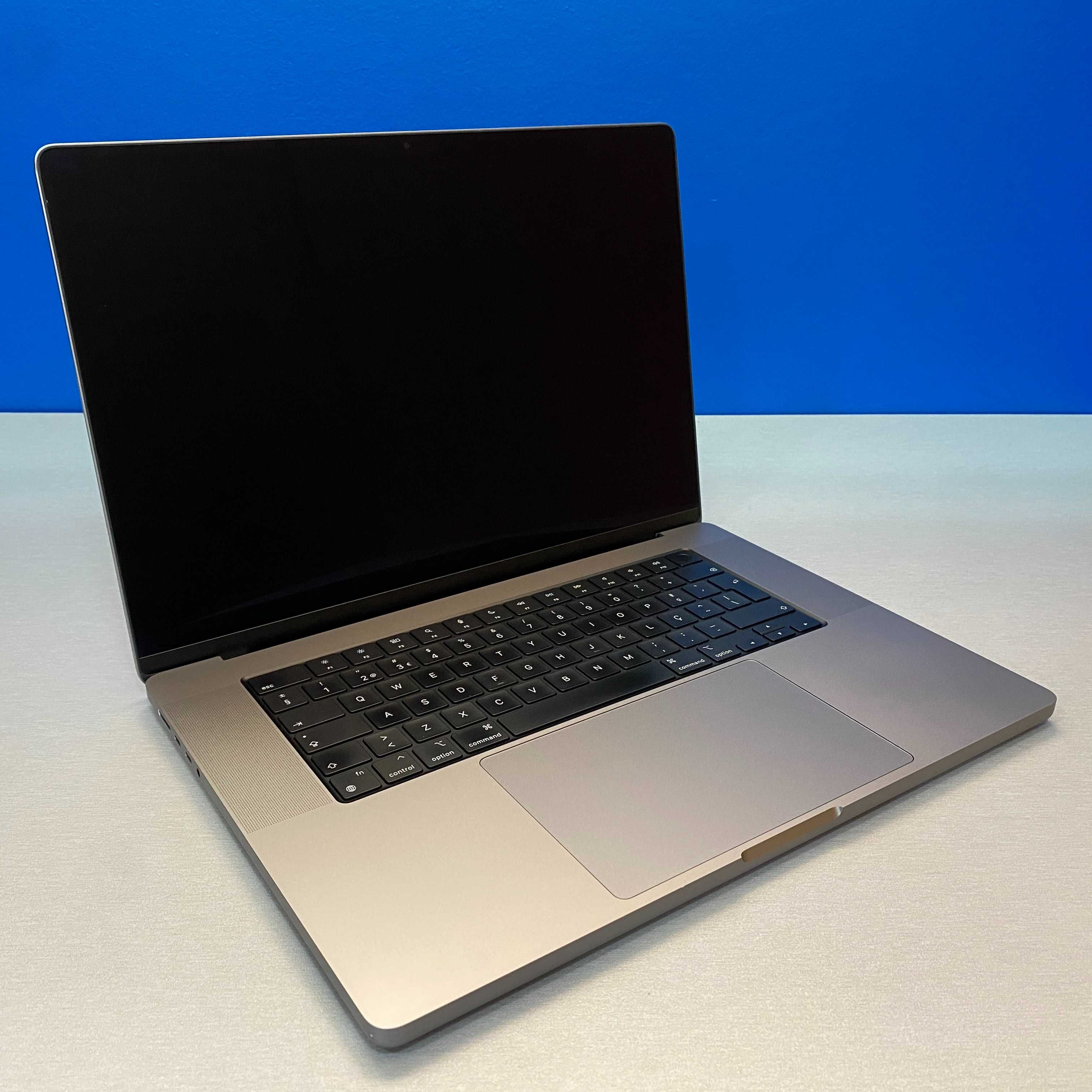 Apple MacBook Pro 16" (2021) - M1 Pro 10-Cores/16GB/512GB SSD