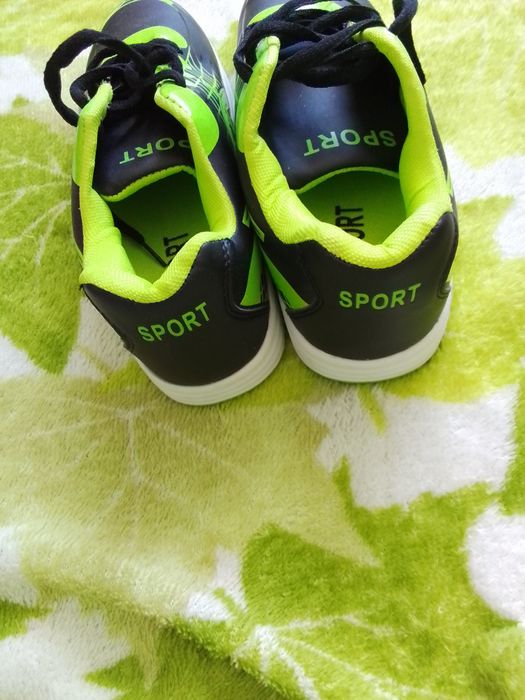 Кросівки кросовки взуття