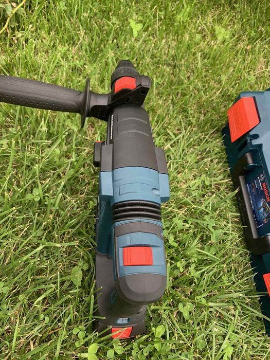 Перфоратор Bosch GBH 18v-26,акумуляторний бош ГЕРМАНІЇ