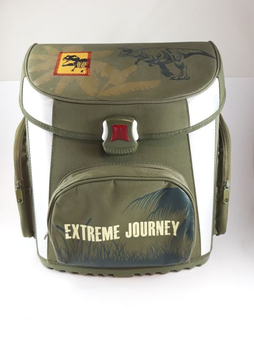solidny tornister Extreme Journey dinozaur Park Jurajski plus gratisy