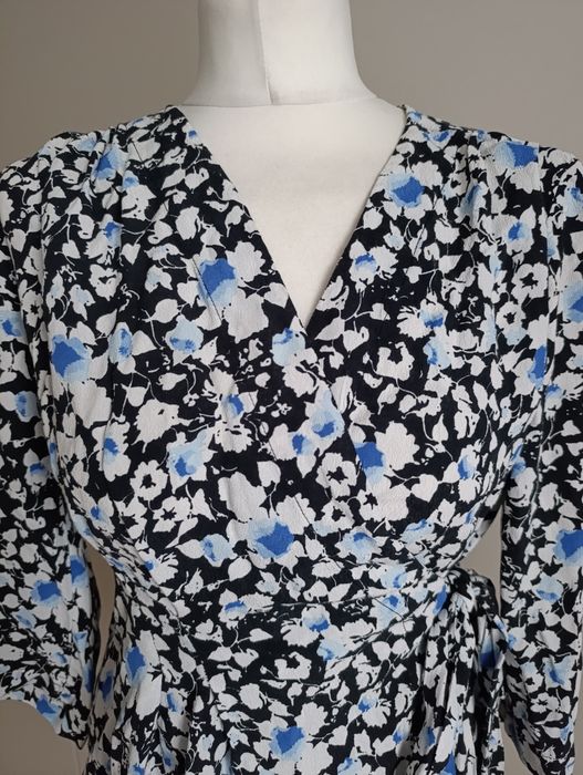 Bluzka damska szlafrokowa Reserved