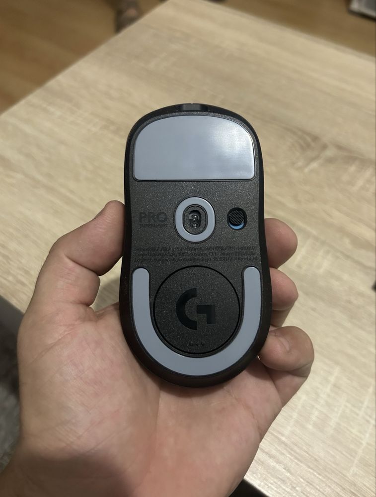 Mouse logitech Pro Superligth 2