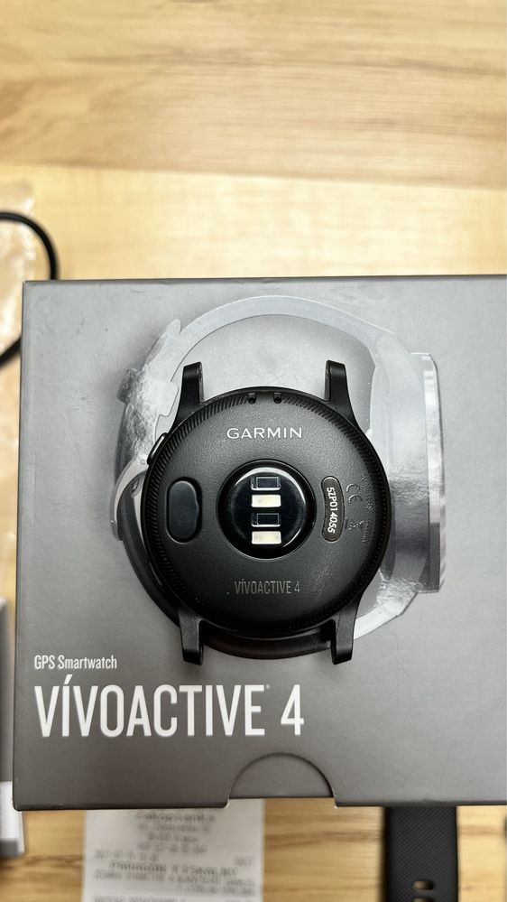 Garmin VIVOACTIVE 4 koperta 45mm