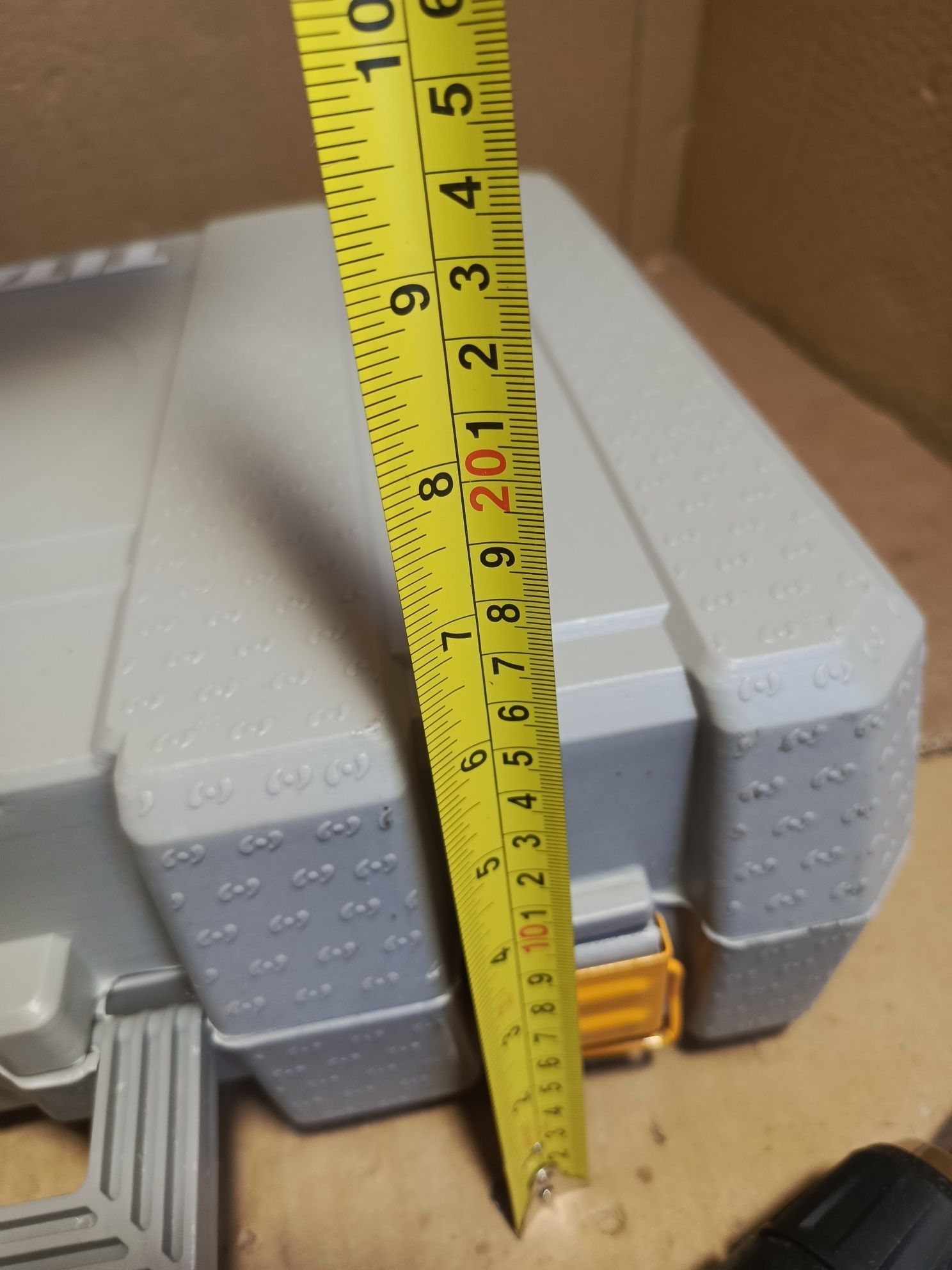 Walizka kufer  na młot titan SDS max