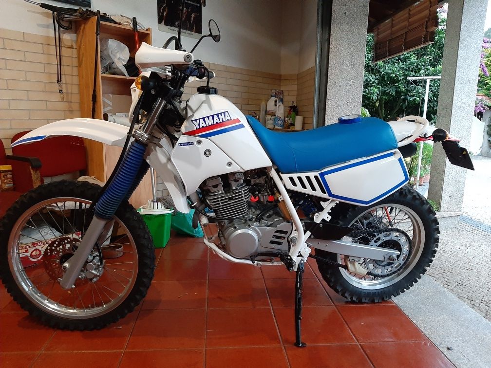 Mota yamaha TT 350