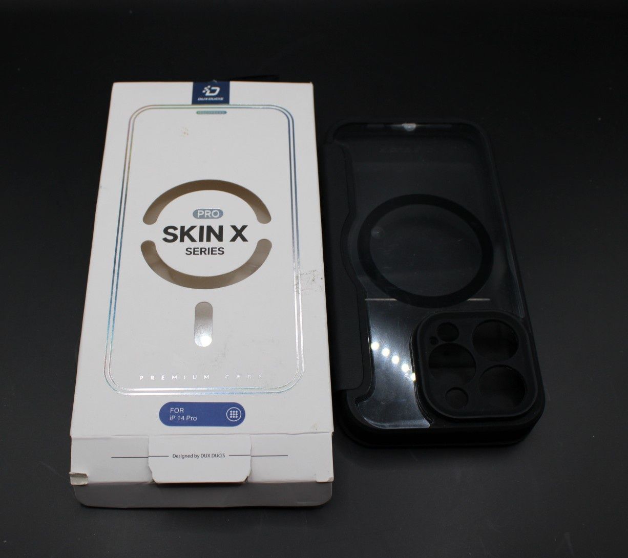 Etui Dux Ducis Skin X do iPhone 14 Pro – stan dobry