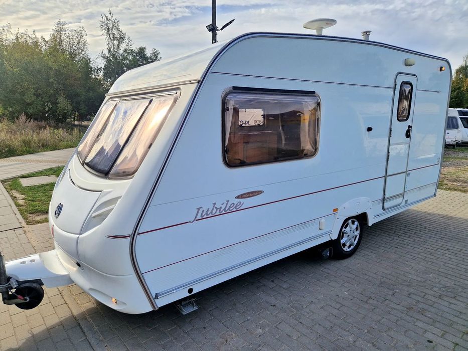 SWIFT Jubilee  ***Przyczepa 2-3 osobowa, Duża Osobna Łazienka, MOVER***