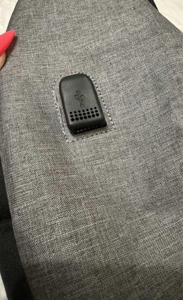 Рюкзак антивор з USB доступом