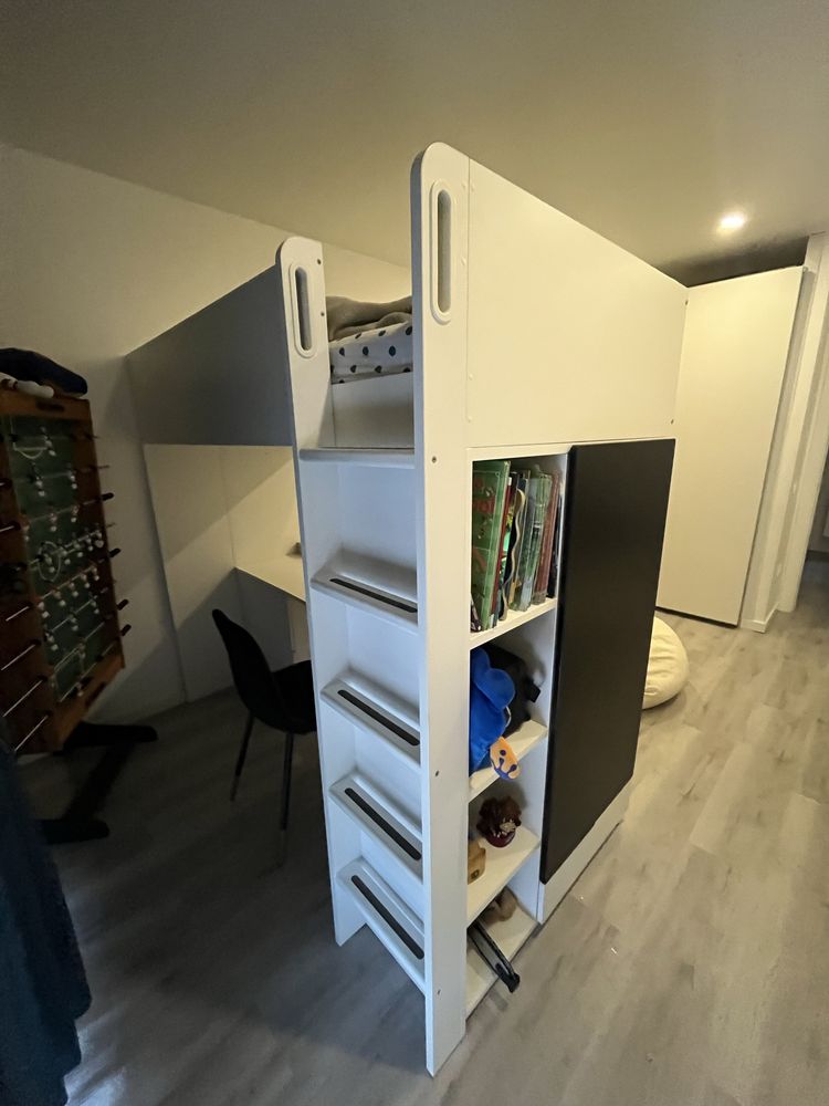 Cama alta com secretaria IKA