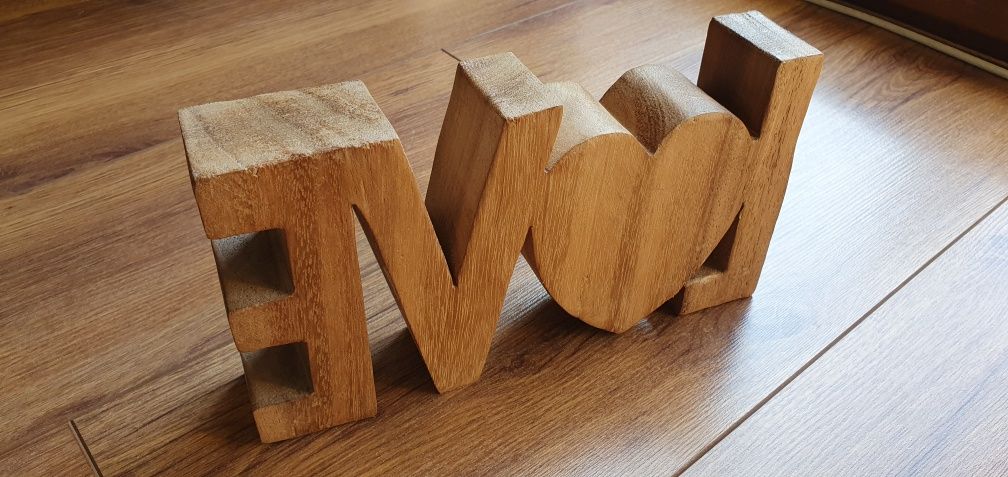 VOX napis LOVE 3D figurka dekoracja drewno