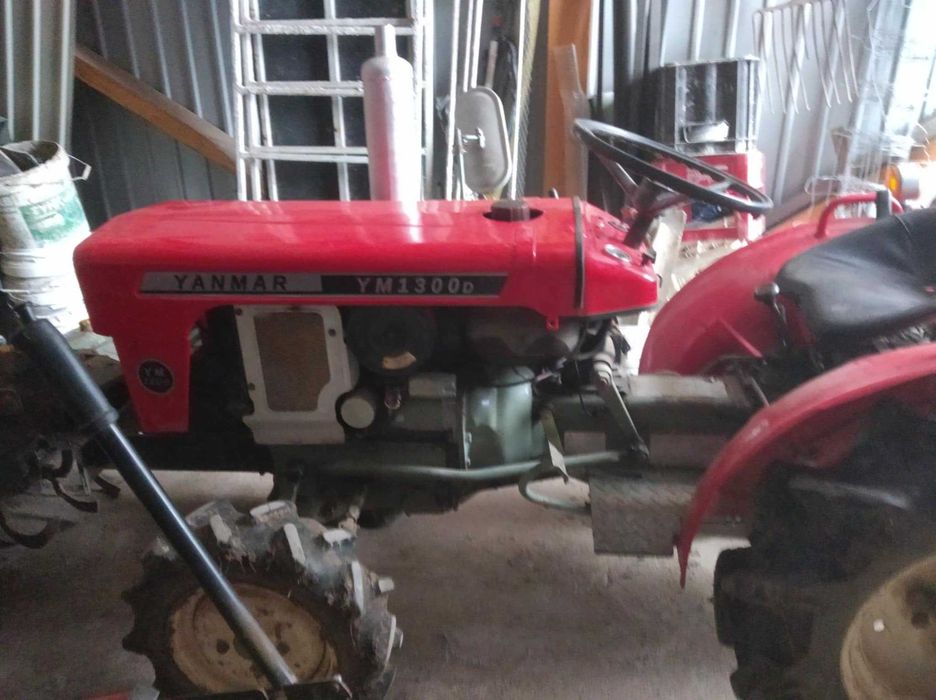 Traktorek Yanmar z pługiem