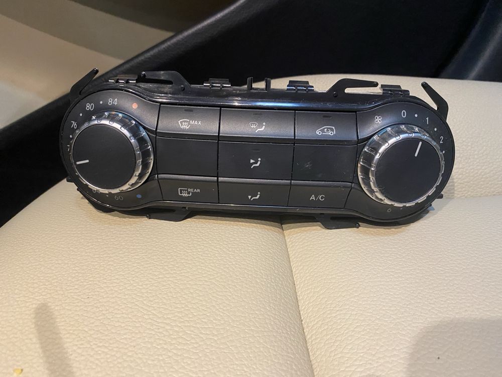 Panel klimatyzaji Mecedes A CLA GLA