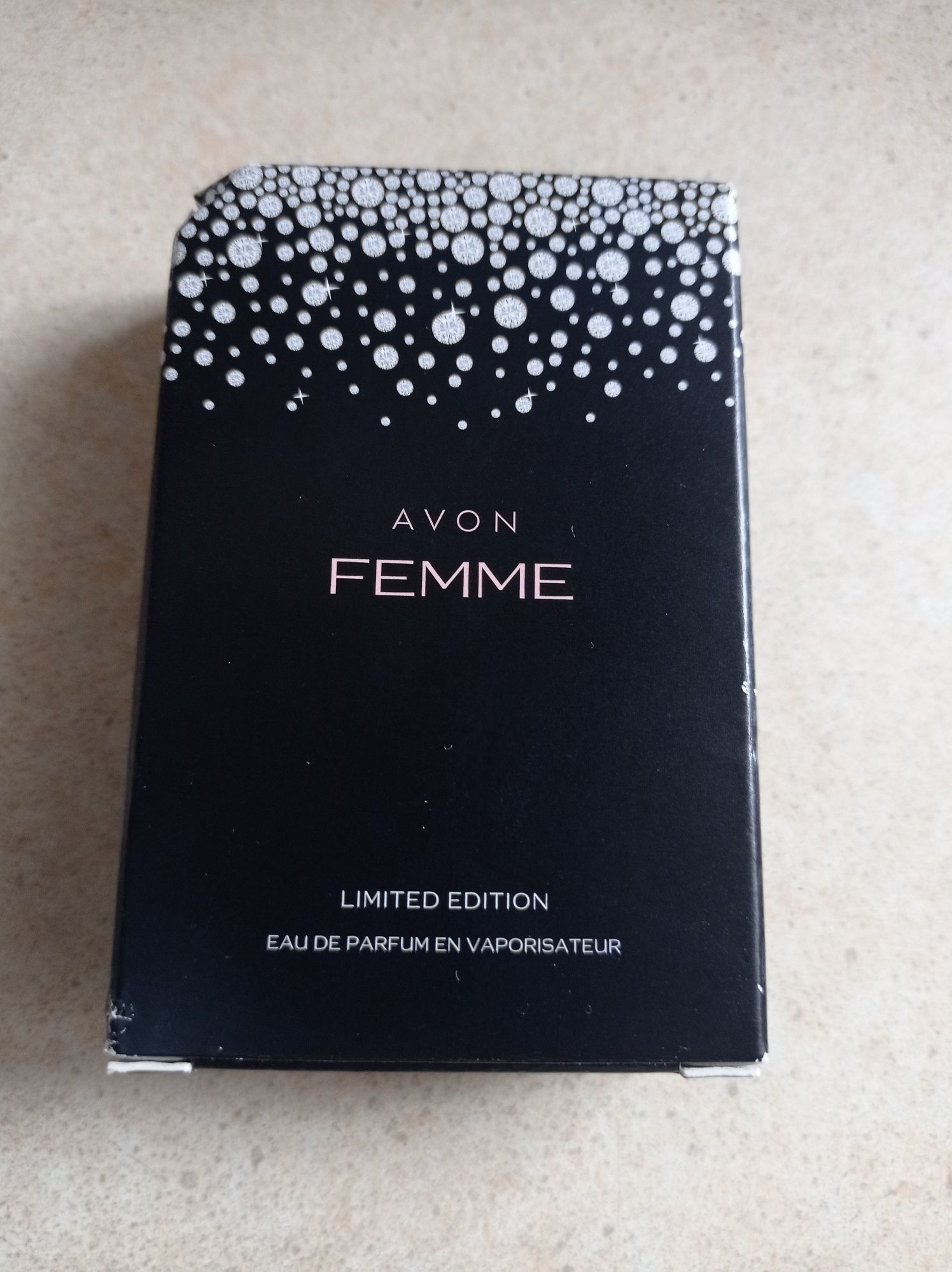 Avon Femme limited edycja