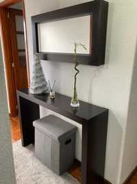 Espelho de madeira e consola/ móvel aparador