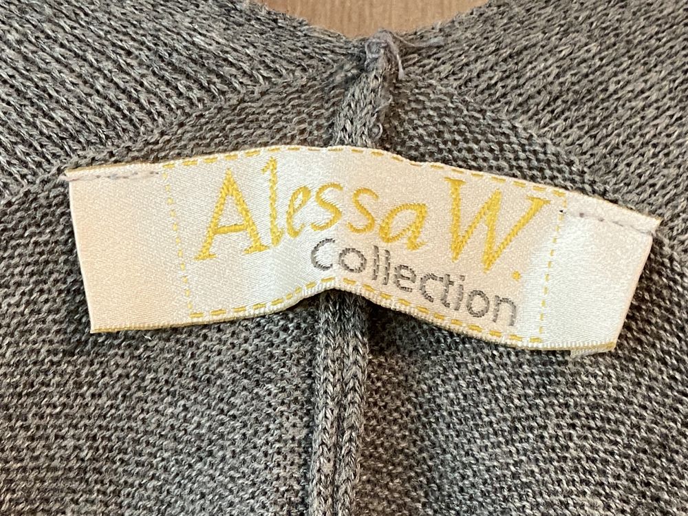 Alessa W Collection szal ponczo poncho narzutka szara diamenciki wisko