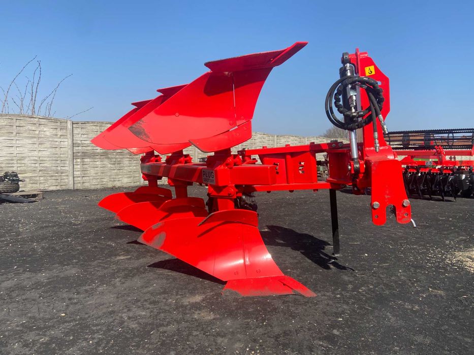 Pług obrotowy zagonowy lekki typ ATLAS EURO-MASZ zabezpieczenie kołek