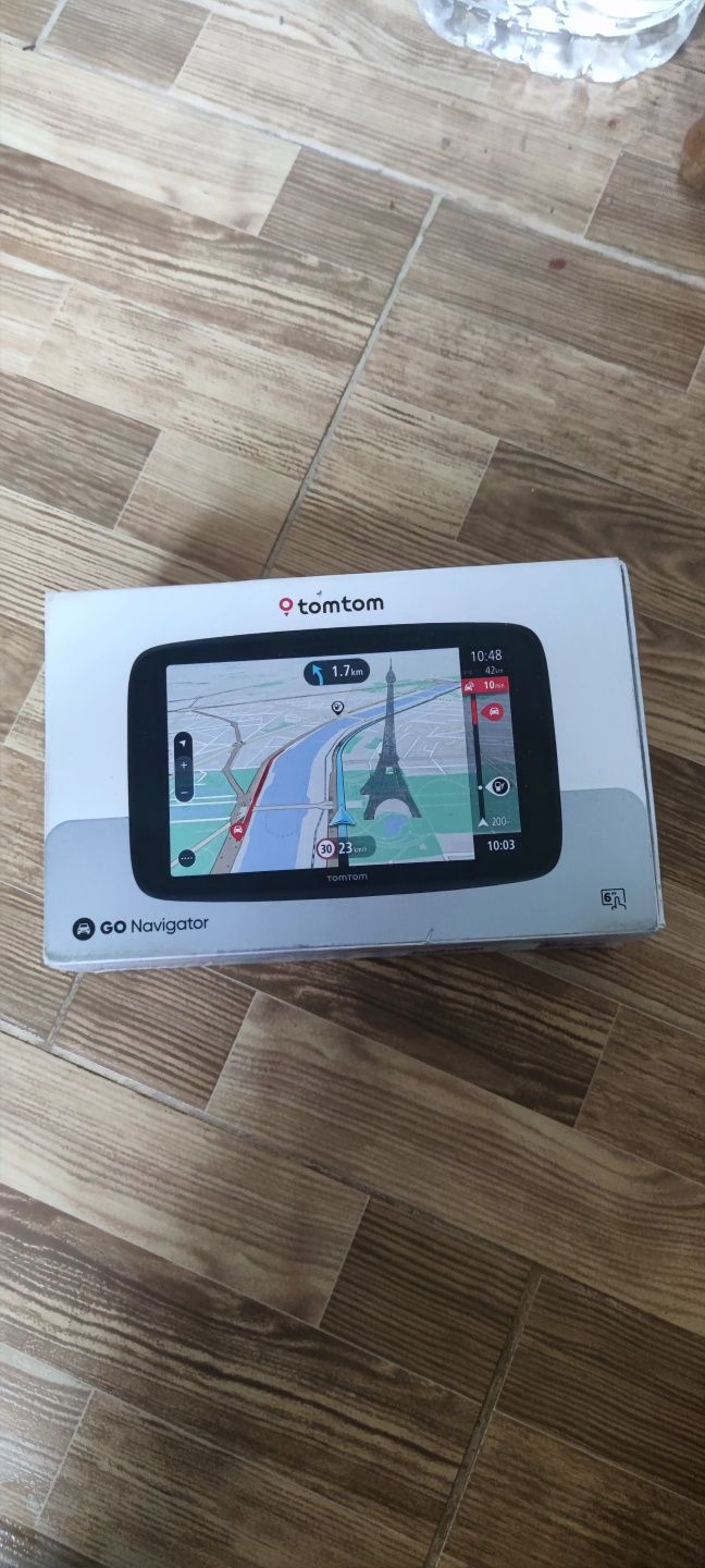 Навігатор tomtom