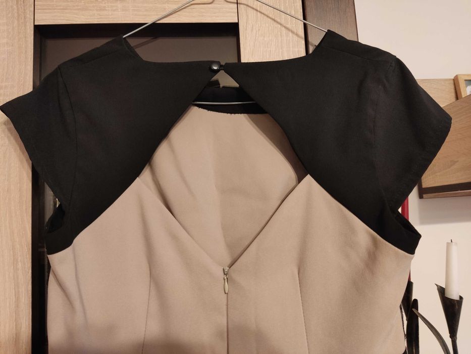 Sukienka plisowany dół