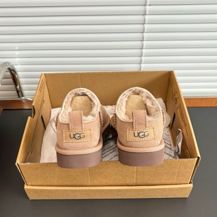 Уггі зимові на хутрі ugg micro platform