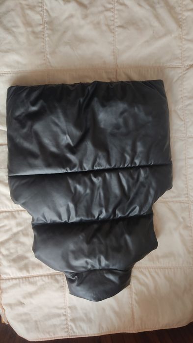 Женский жилет Zara из искусственной кожи