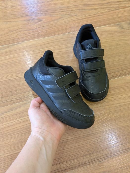 Кеди кросівки дитячі Adidas оригінал 29 р