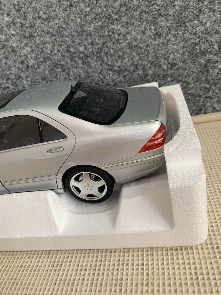 Mercedes-Benz S-Class S55 AMG (2000) z Norev > Scala 1:18