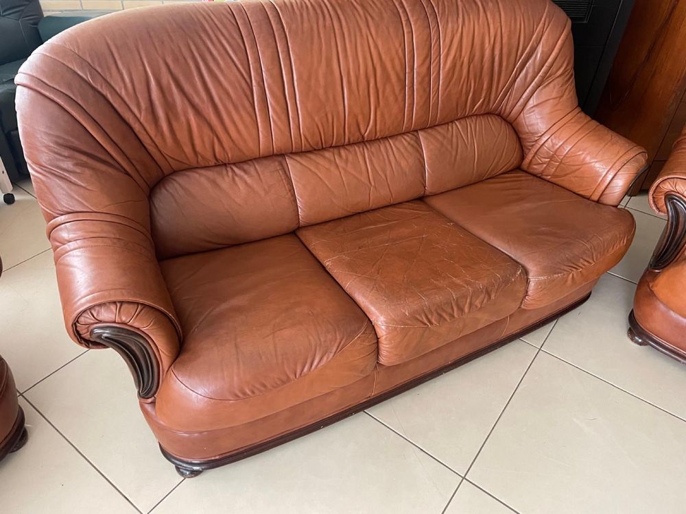 Sofas castanhos