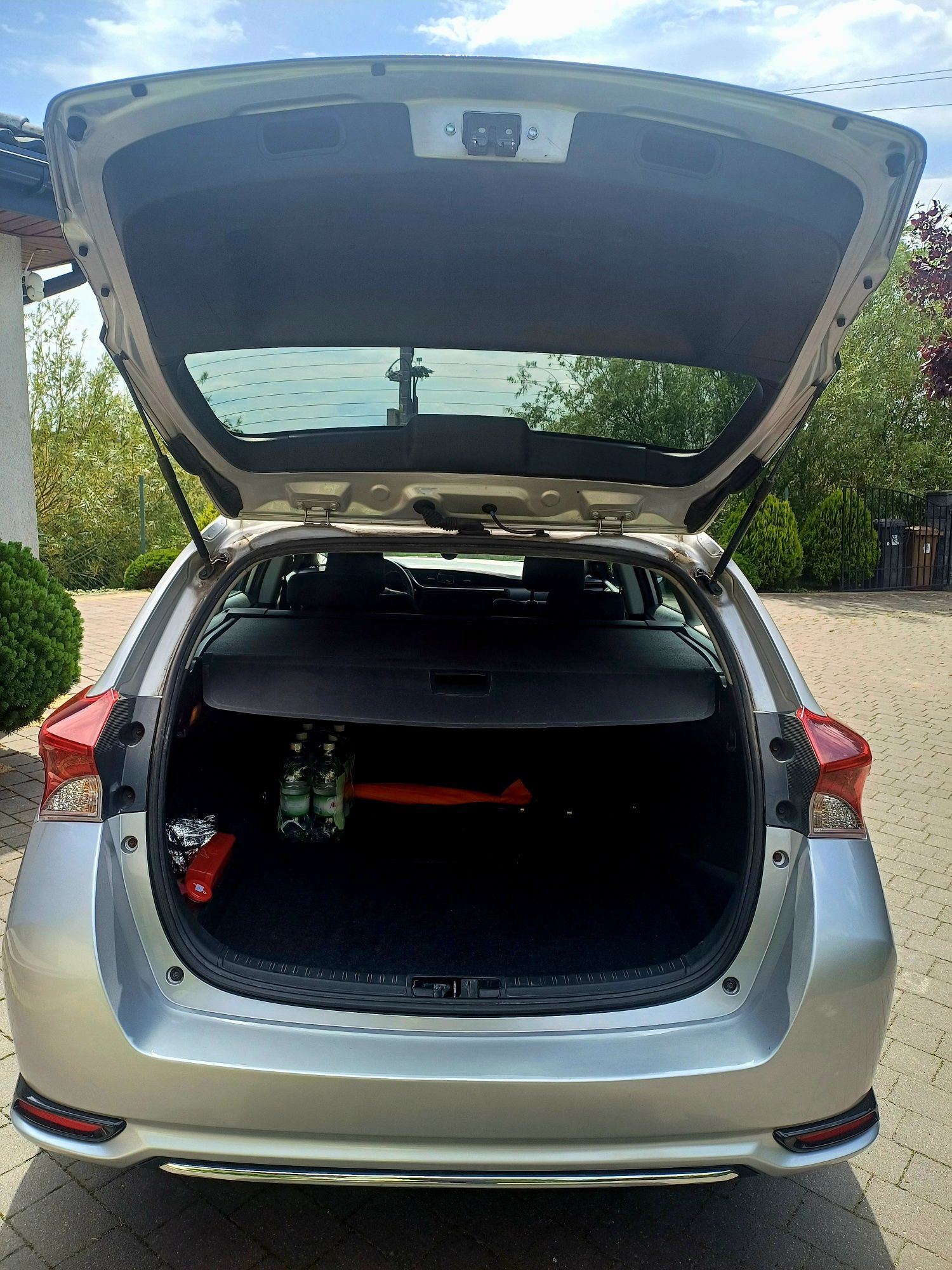 Toyota Auris Kombi 1,4 diesel