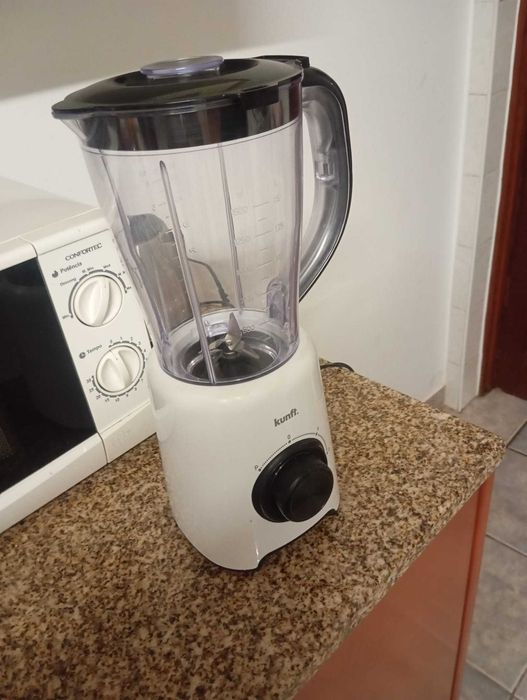 Liquidificador Kunft 1,5 L