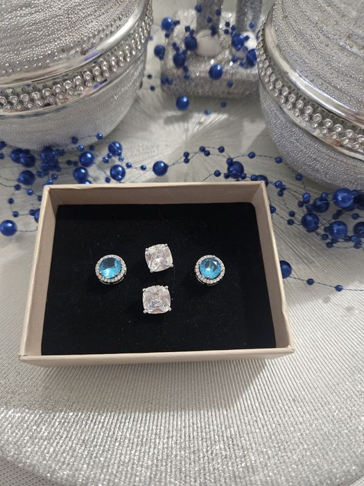 Nowe śliczne kolczyki