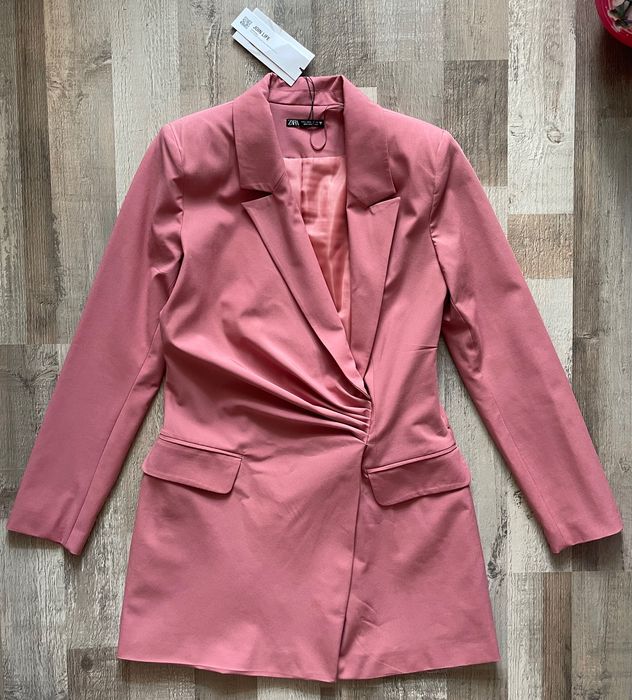 Платье, піджак, блайзер Zara