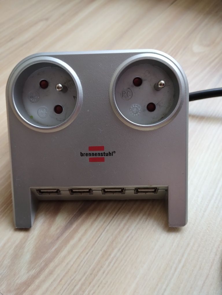Brennenstuhl listwa zasilająca , 4 USB.