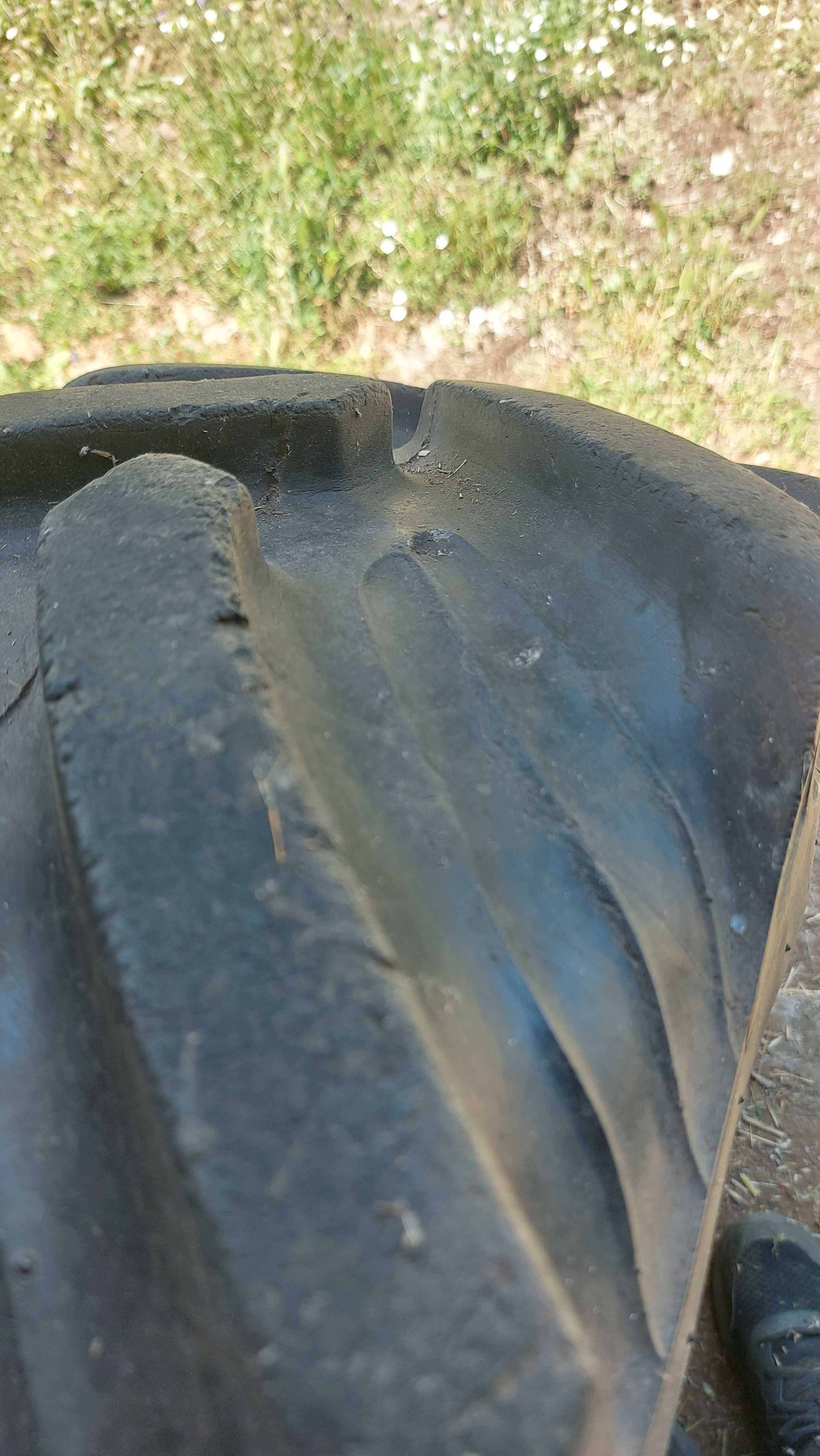 Pneu para trator 11.2R20