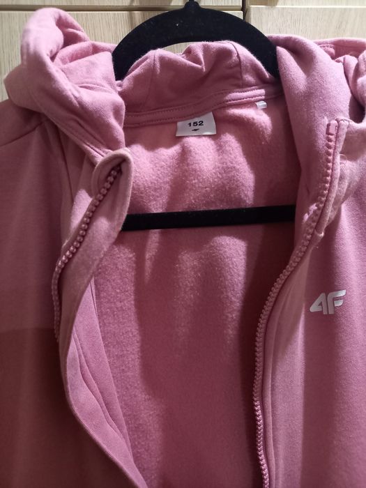Bluza 4f rozmiar 152