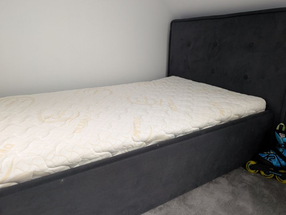 Łóżko dziecięce tapicerowane na materac 90x200