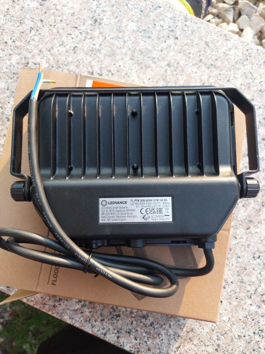 Naświetlacz LED FLOOD 50W 4000K 6000lm IP 65 Czarny LEDVANCE