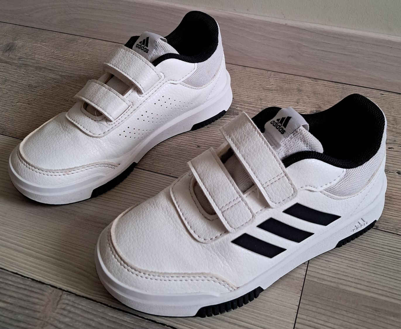 Кросівки Adidas Tensaur Hook and Loop (р.31,5)