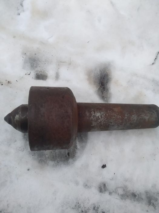 Обертовий центр .