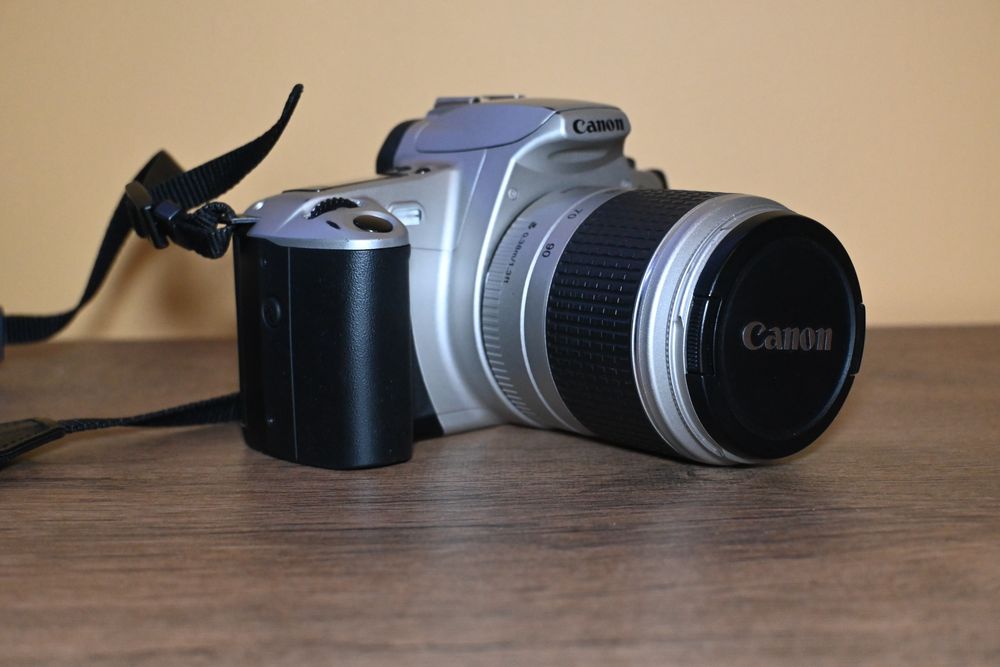 Aparat Canon EOS 300