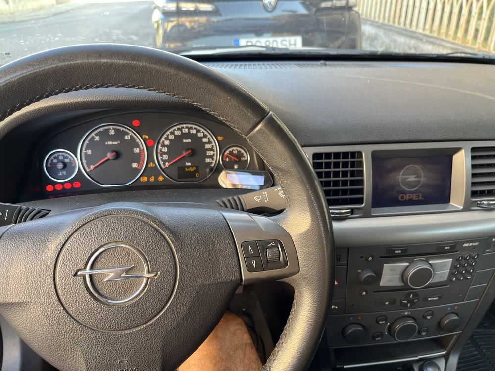 Opel Signum 1.9 CDTi