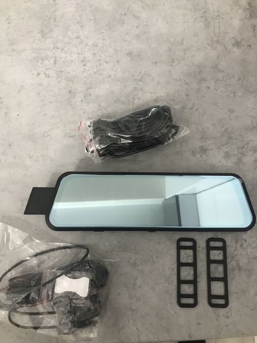 Зеркало видеорегистратор сенсорное